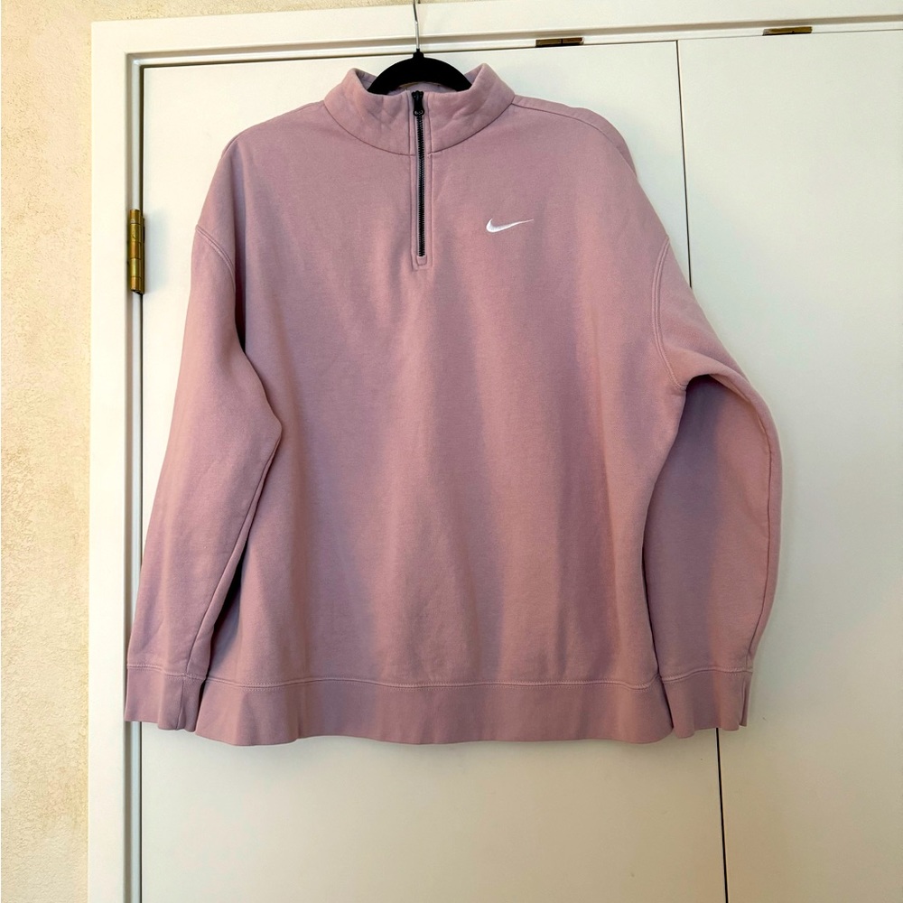 Nike half zip sweatshirt M